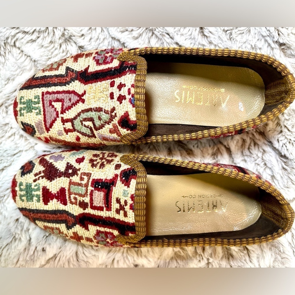 Artemis Design Co. Handmade one of a kind Anthropologie Bohemian Loafers
Size 5